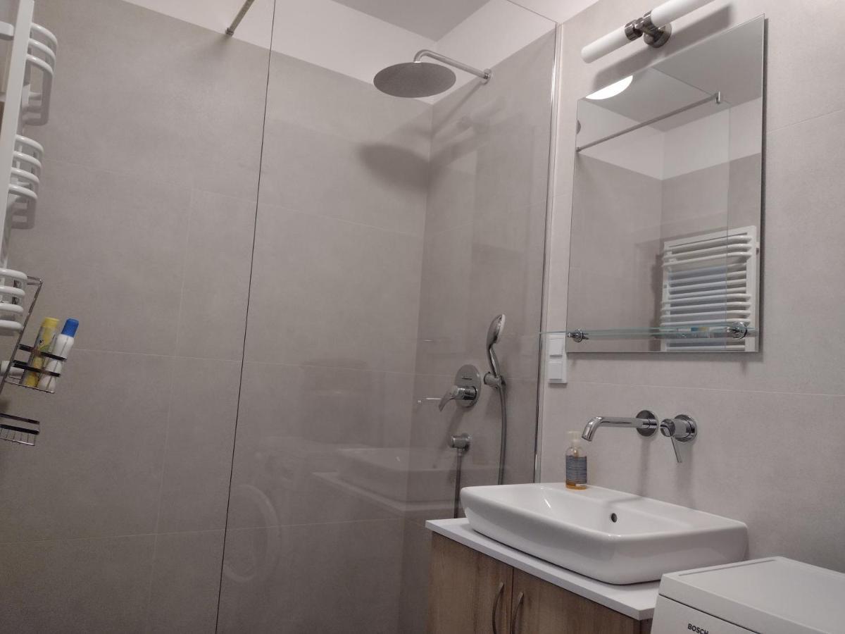Apartament Sucha Przystan - Dry Haven Apartment غدانسك المظهر الخارجي الصورة
